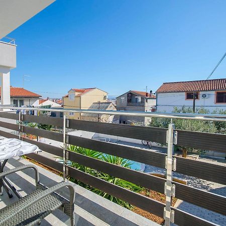Apartments Baldo Vodice Esterno foto